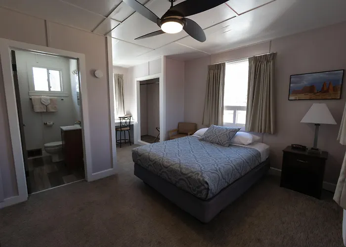 Austin'S Chuckwagon Motel